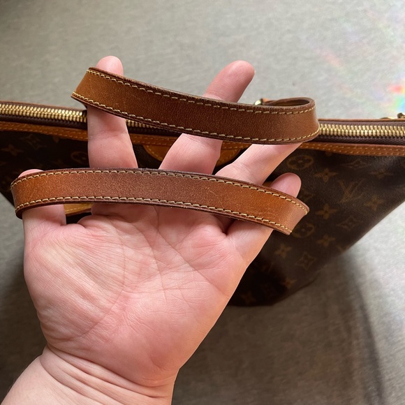 Louis Vuitton Palermo PM - Picture 6 of 11